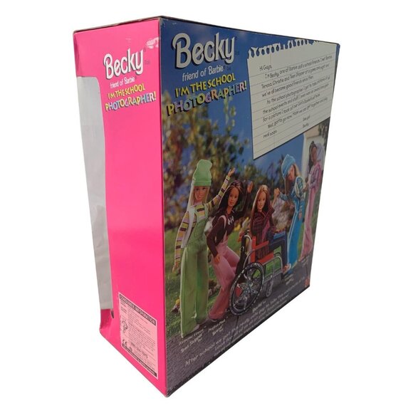 1998 Becky Friend of Barbie Doll #20202 School Photographer with Wheelchair NIB - Picture 4 of 6